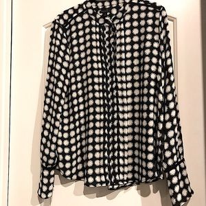 Ann Taylor black and white fabulous blouse with covered buttons.